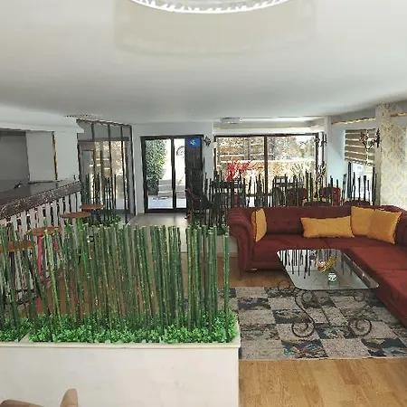Hotel Royal
