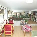 Royal Отель 3*