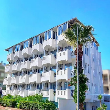 Royal Hotel