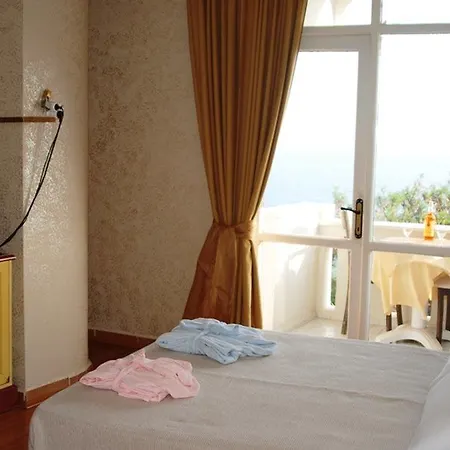 Royal فندق 3*