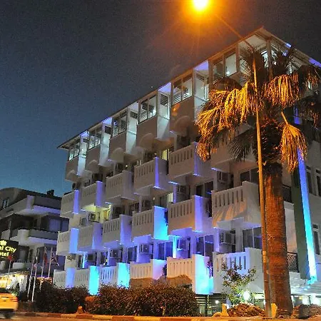 فندق Royal 3*